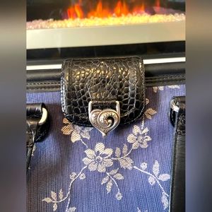 Brighton blue bow Carpet bag